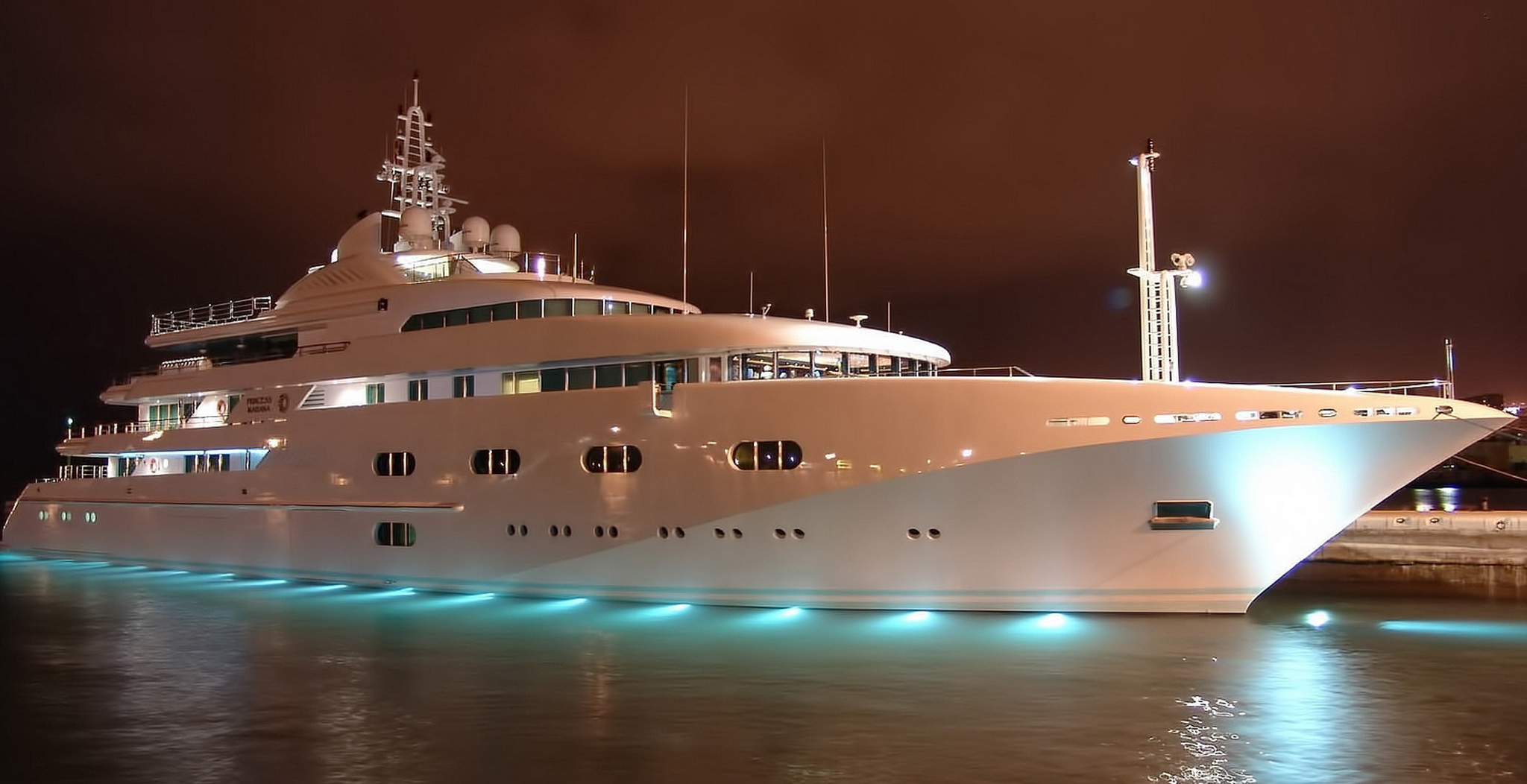 mega yachts