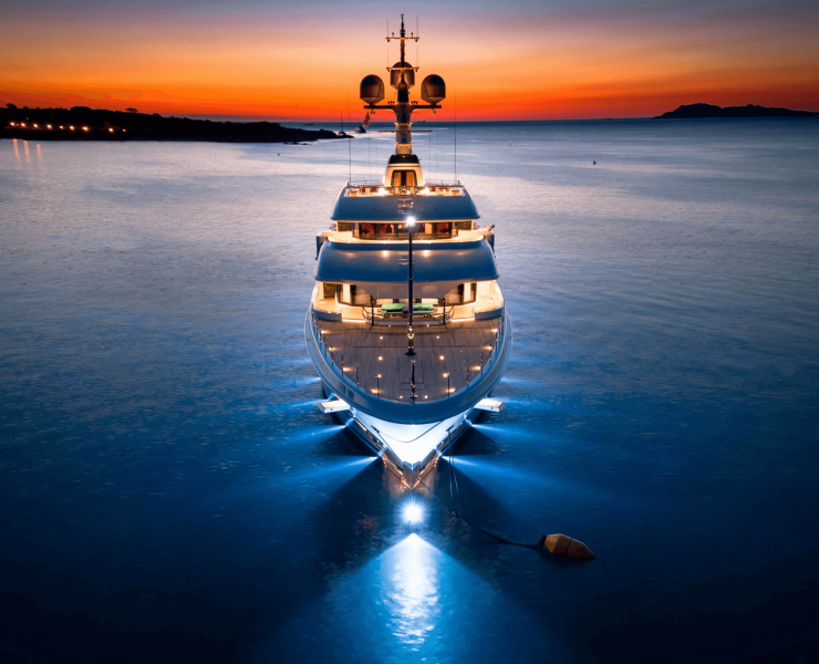 aurora yacht 1