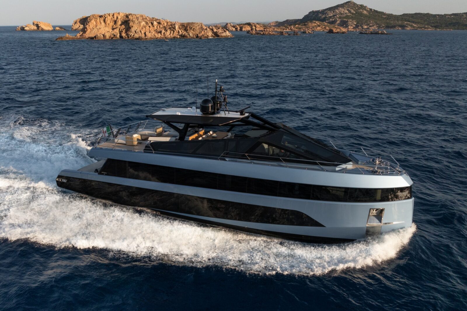 megayacht at speed