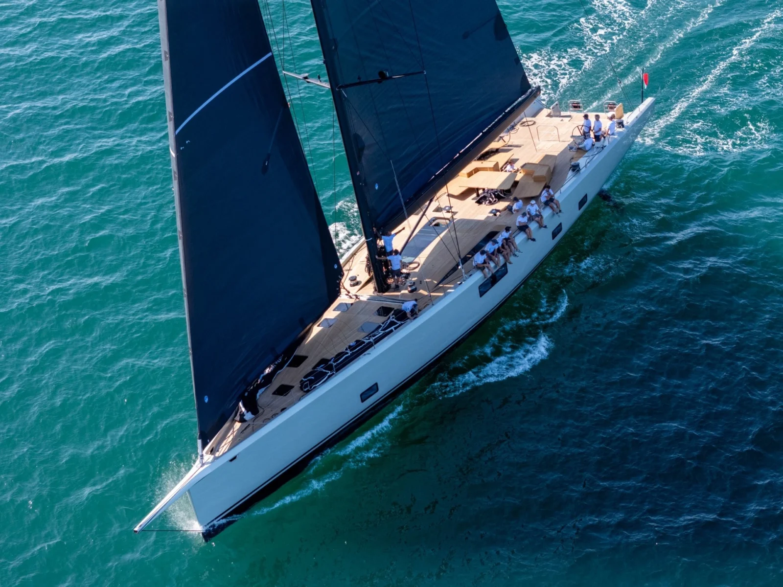 World Premier Wallywind110